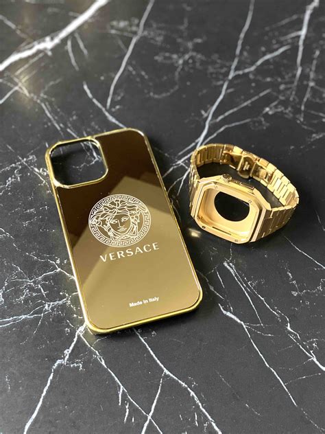 versace cover iphone|versace iphone 14 case.